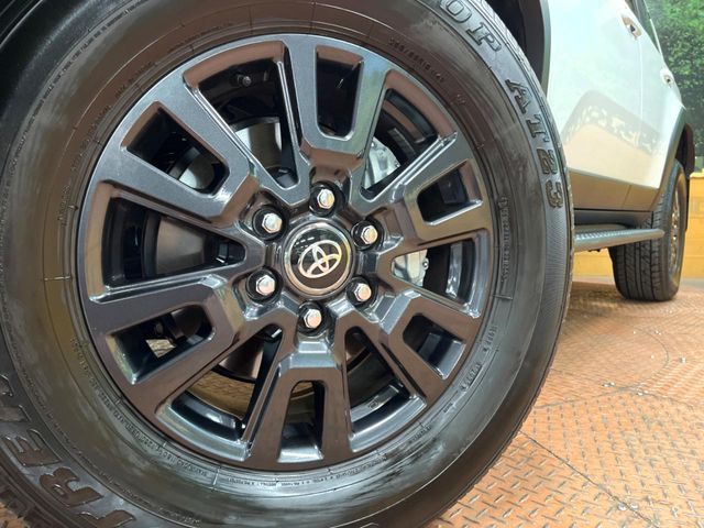 TOYOTA LANDCRUISER 250 2025