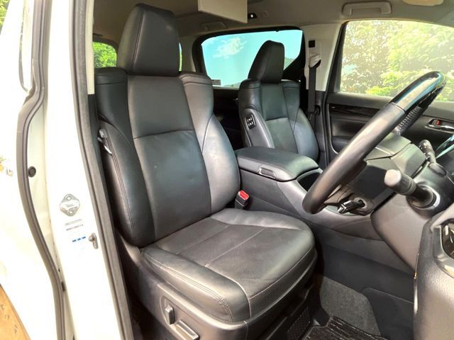 TOYOTA VELLFIRE  HYBRID 4WD 2019