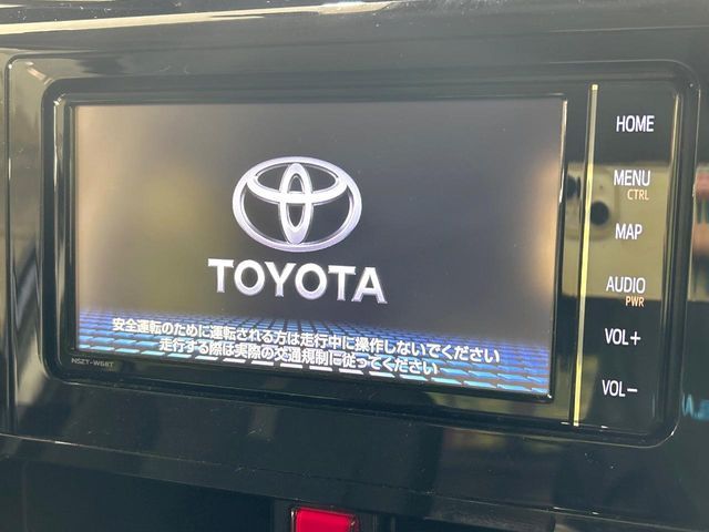 TOYOTA ROOMY 2021