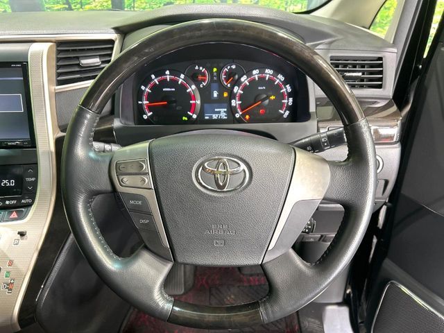 TOYOTA VELLFIRE 2012