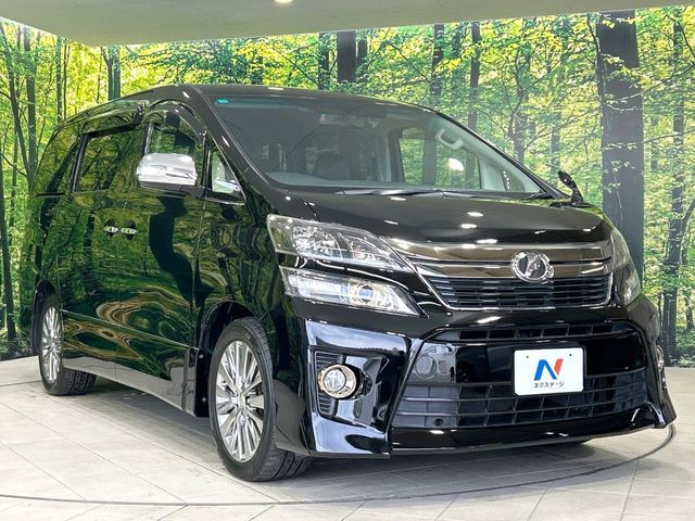 TOYOTA VELLFIRE 2012