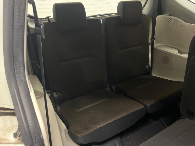 TOYOTA SIENTA HYBRID 2015