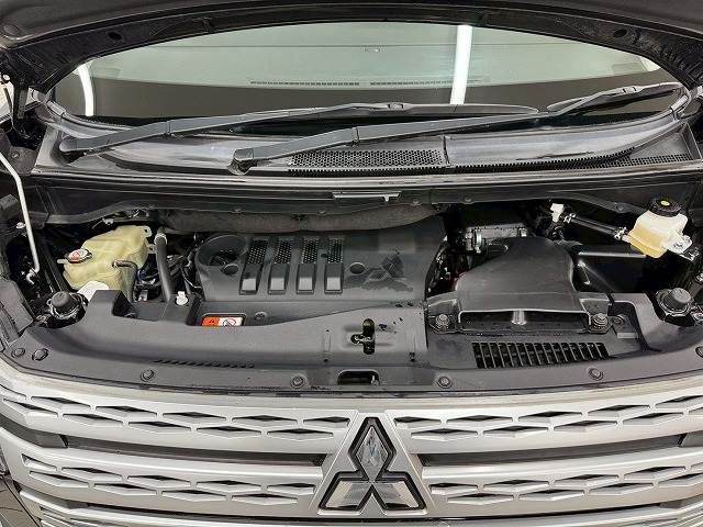 MITSUBISHI DELICA D:5 4WD 2019