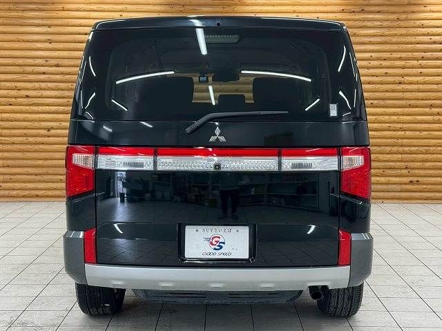 MITSUBISHI DELICA D:5 4WD 2019