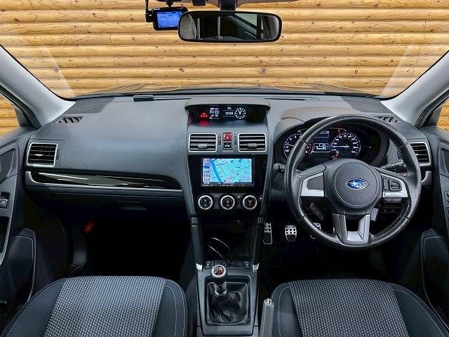 SUBARU FORESTER 2016