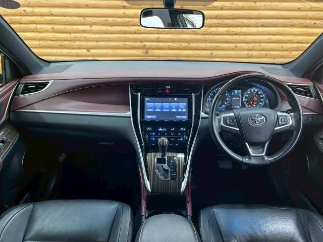 TOYOTA HARRIER 2WD 2014
