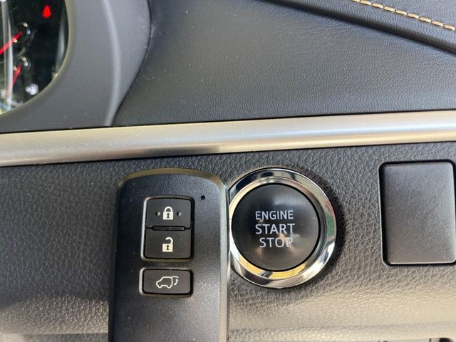 TOYOTA HARRIER 4WD 2014