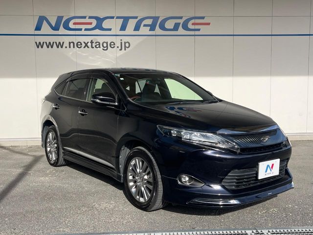 TOYOTA HARRIER 4WD 2014