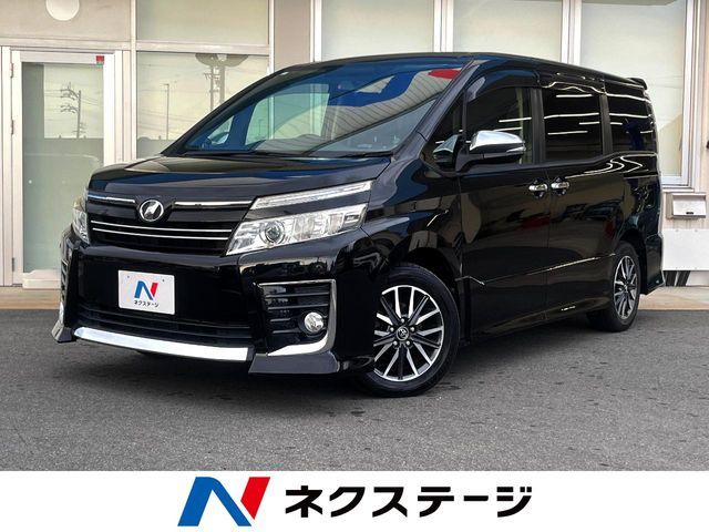 TOYOTA VOXY 2015