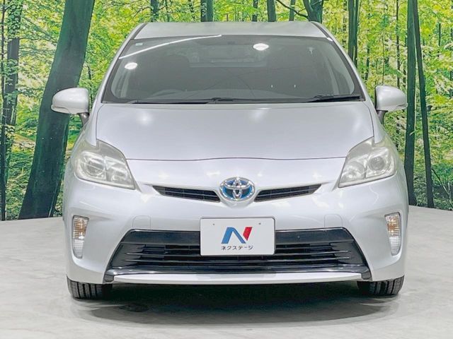 TOYOTA PRIUS 2013