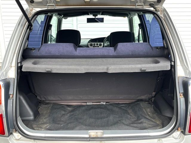 DAIHATSU MIRA GINO 2001