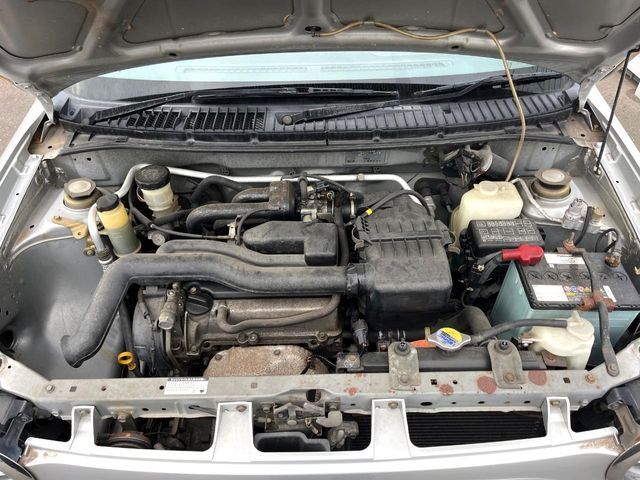 DAIHATSU MIRA GINO 2001