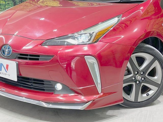 TOYOTA PRIUS 2019