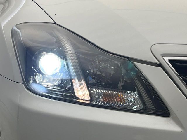 TOYOTA CROWN sedan 2011