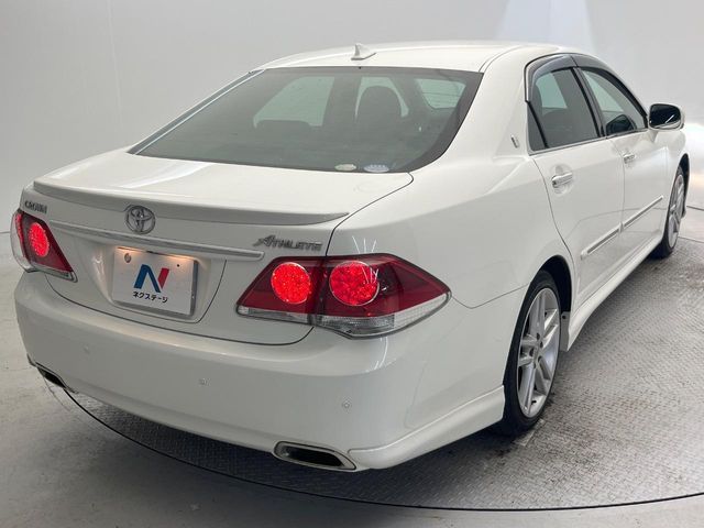 TOYOTA CROWN sedan 2011