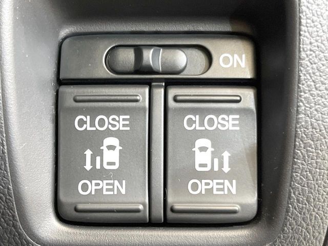 HONDA N BOX CUSTOM 2016