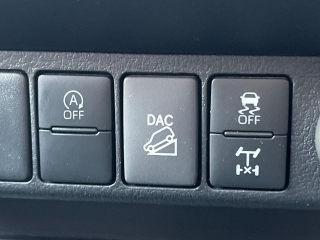 TOYOTA HILUX 4WD 2021