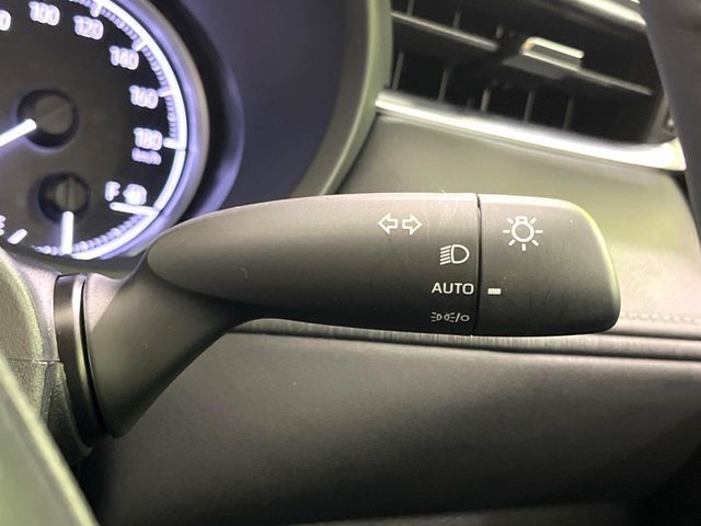 TOYOTA HARRIER 2WD 2022