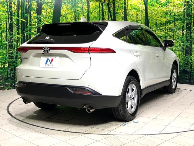 TOYOTA HARRIER 2WD 2022