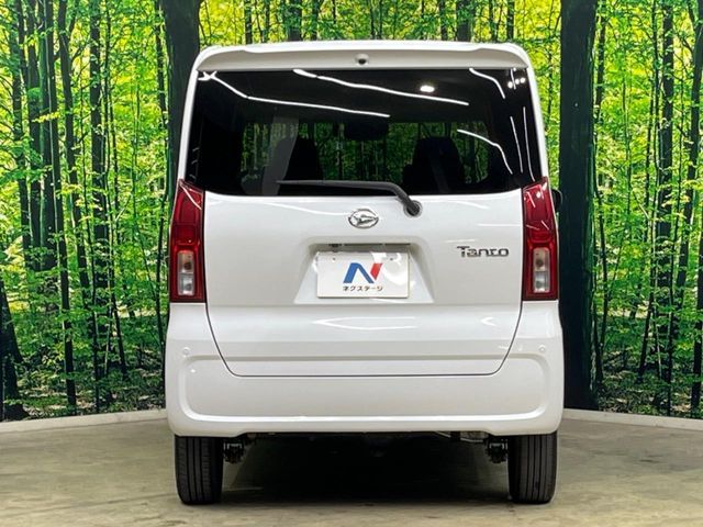 DAIHATSU TANTO 4WD 2019