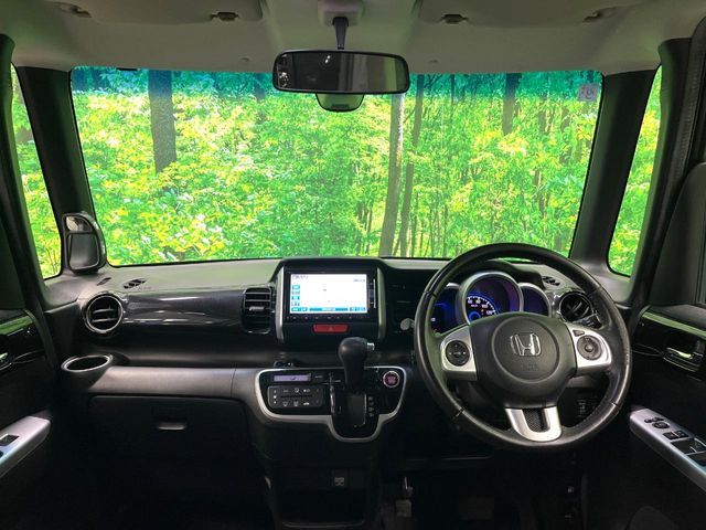 HONDA N BOX CUSTOM 2015