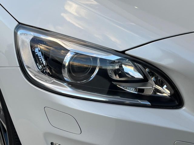 VOLVO VOLVO V60 2018