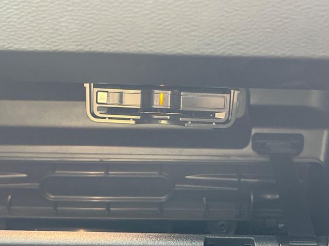 VOLVO VOLVO XC40 2022