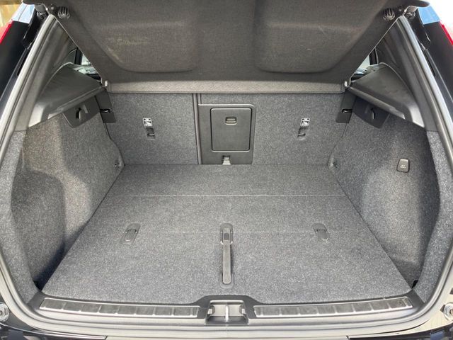 VOLVO VOLVO XC40 2022