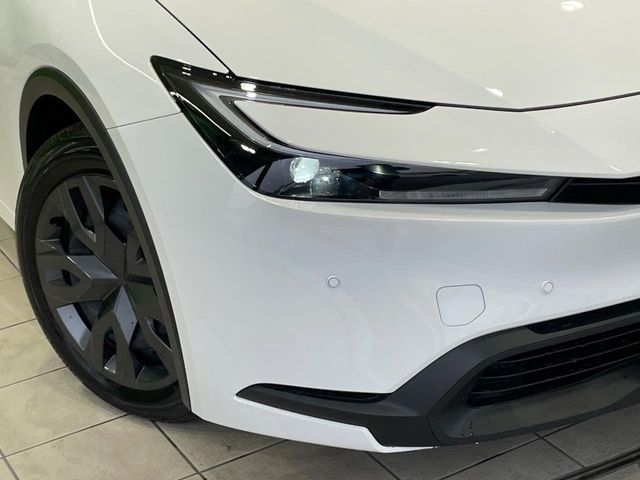 TOYOTA PRIUS 2025