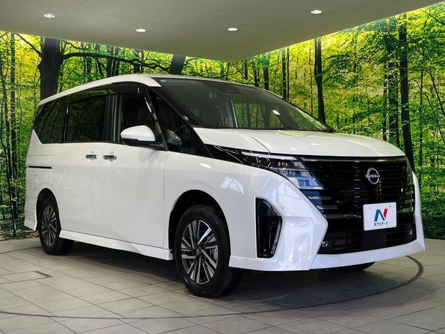 NISSAN SERENA  WG 4WD 2023