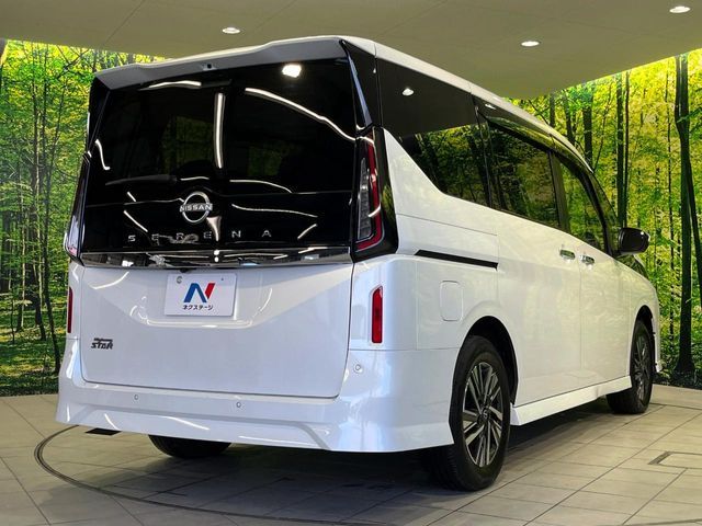 NISSAN SERENA  WG 4WD 2023