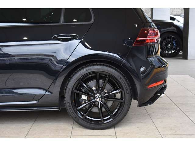 VOLKSWAGEN VOLKSWAGEN GOLF R 2017