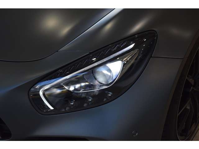 MERCEDES BENZ MERCEDES AMG GT R 2019