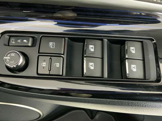 TOYOTA HARRIER 2WD 2016