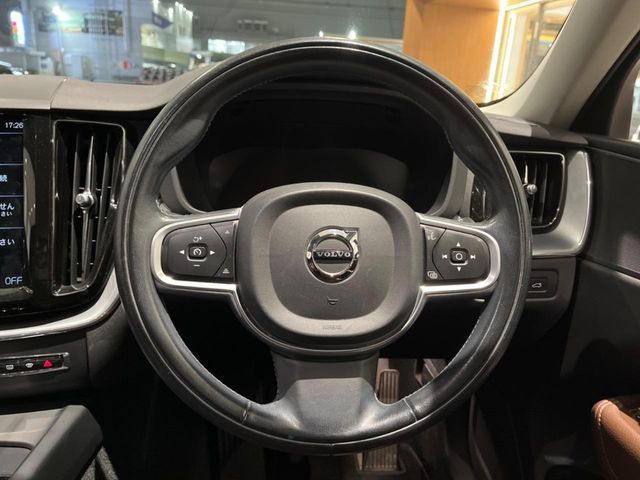 VOLVO VOLVO XC60 2018