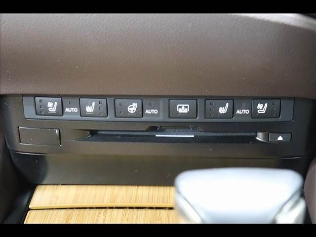 TOYOTA LEXUS ES300h 2019