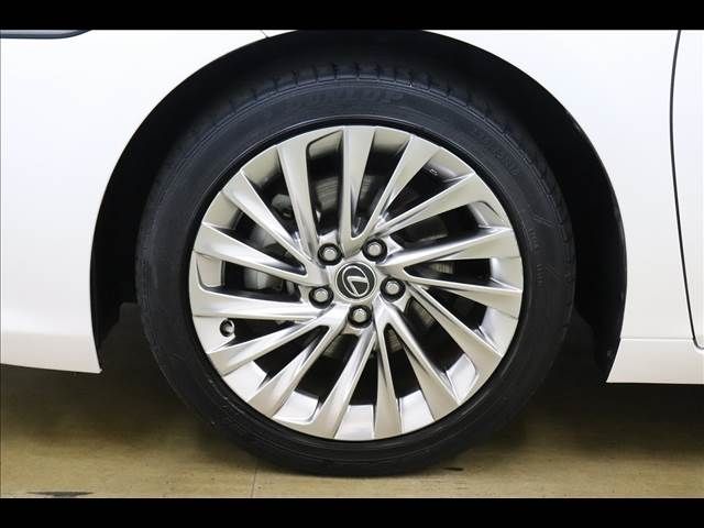 TOYOTA LEXUS ES300h 2019