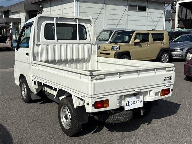 DAIHATSU HIJET truck 2012