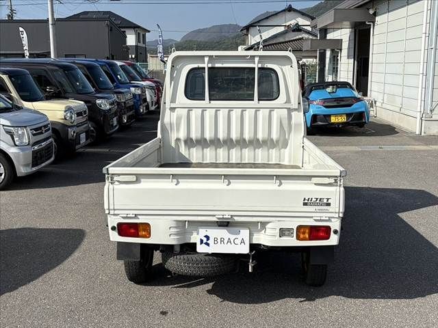 DAIHATSU HIJET truck 2012