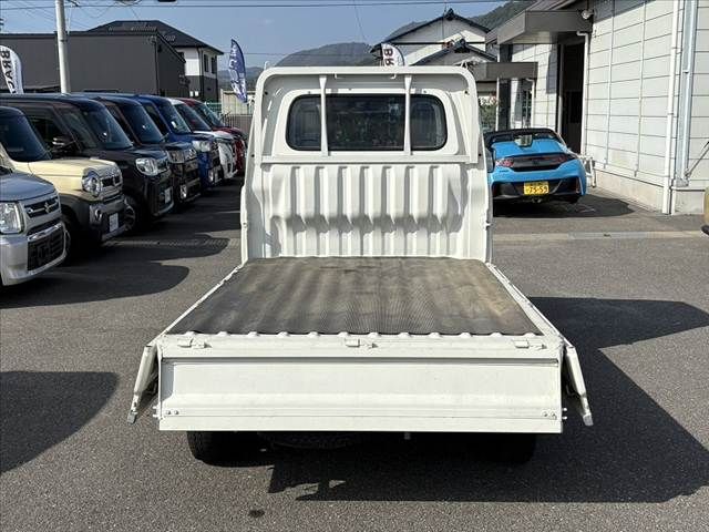 DAIHATSU HIJET truck 2012