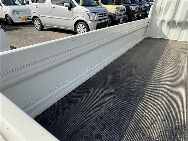 DAIHATSU HIJET truck 2012