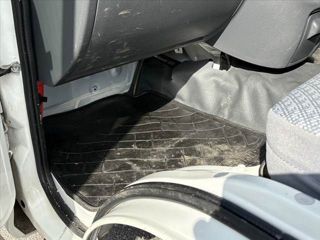 DAIHATSU HIJET truck 2012