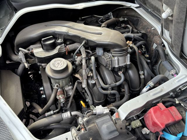 TOYOTA HIACE van 2WD 2022