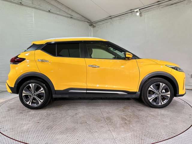 NISSAN KICKS 2021