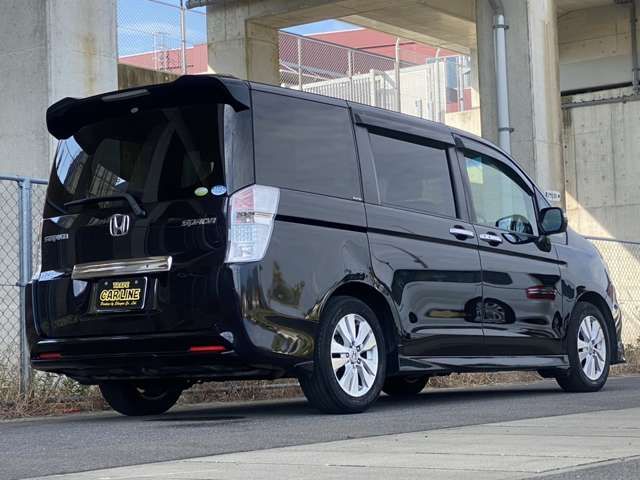 HONDA STEPWAGON SPADA 2011