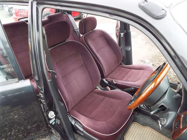 DAIHATSU MIRA GINO 1999