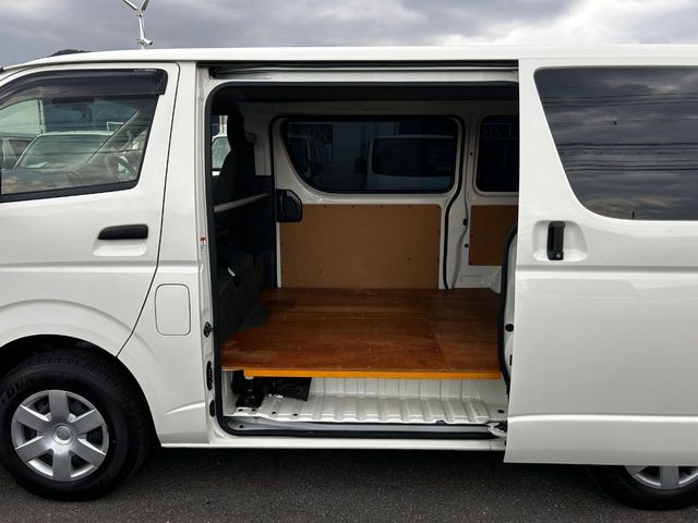 TOYOTA HIACE van 1.25t 2WD 2021