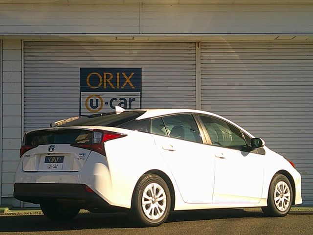 TOYOTA PRIUS 4WD 2021