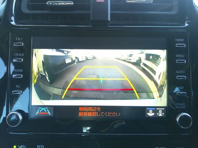 TOYOTA PRIUS 4WD 2021