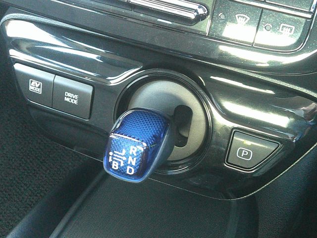 TOYOTA PRIUS 4WD 2021